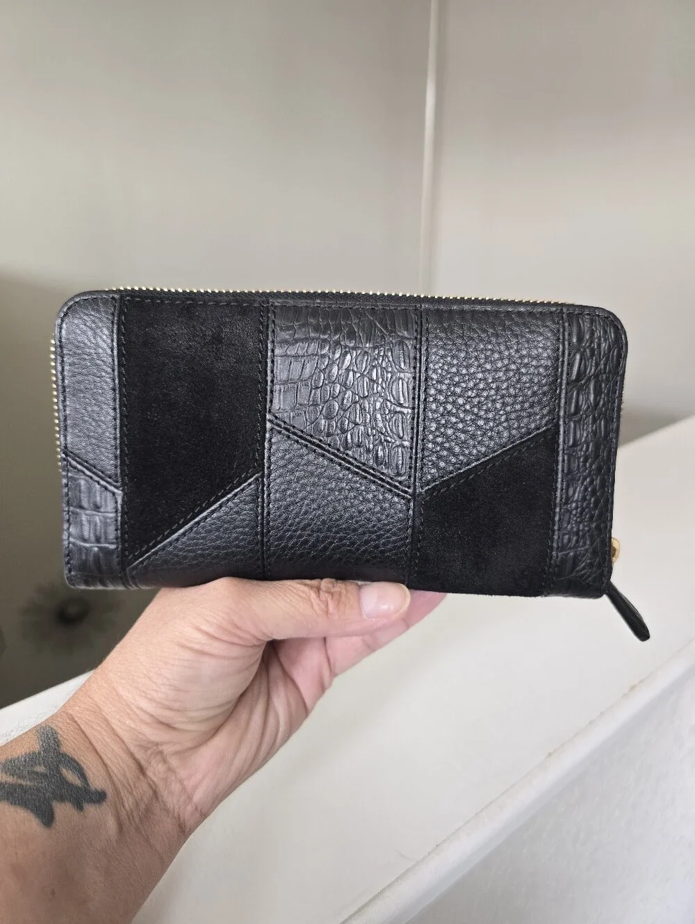 VERA BRADLEY Leather RFID Georgia Black Patchwork Wallet